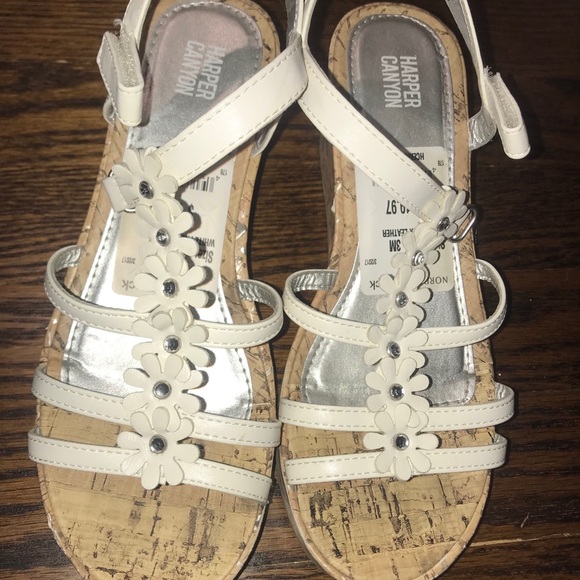 Harper Canyon Other - Harper Canyon Girls Wedge Sandals